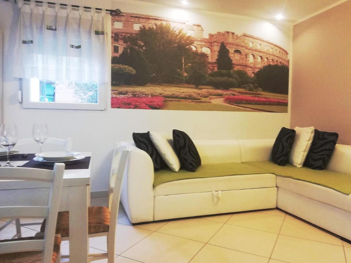Holiday Home Tanja Pula Exterior foto